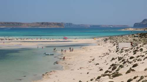 Απάντηση WWF στον Χατζηδάκη για το νομοσχέδιο για την Παράκτια Ζώνη - &quot;Την αντιμετωπίζει ως οικόπεδο για οικοδομική ανάπτυξη&quot;