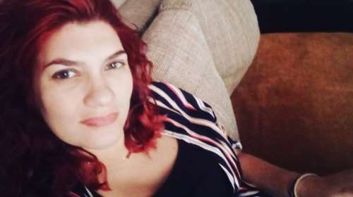 Ρούλα Πισπιρίγκου: Η εμμονή της με έναν άνδρα πριν γνωρίσει τον Μάνο  - "Εστελνε λουλούδια στον εαυτό της"