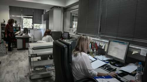 Ενεργειακή κρίση: Μέτρα για το Δημόσιο ανακοινώνει αύριο η κυβέρνηση - Ποιος είναι ο κεντρικός σχεδιασμός