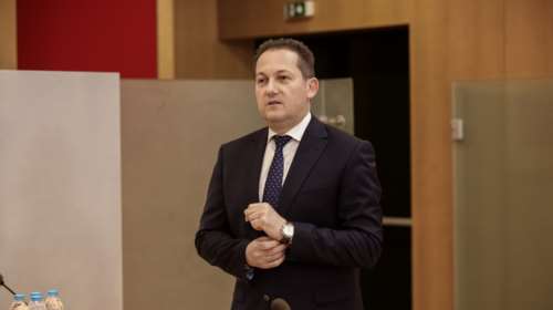 Πέτσας: τα αναδρομικά θα δοθούν μέσα στο 2020 - Εφαρμόζουμε την απόφαση του ΣτΕ