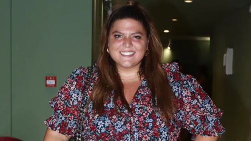 Δανάη Μπάρκα: Τα H&amp;M φορέματα με τα οποία μπορείτε να αντιγράψετε το στιλ της παρουσιάστριας