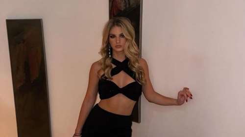 Άννα Μαρία Ίβιτς: Η 20χρονη κούκλα κόρη της Ελένης Πετρουλάκη που ζει στην Αμερική