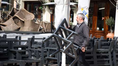 Εστίαση: Σήμερα αποφασίζει η Επιτροπή λοιμωξιολόγων πώς θα ανοίξει- Ανακοινώσεις από Χαρδαλιά