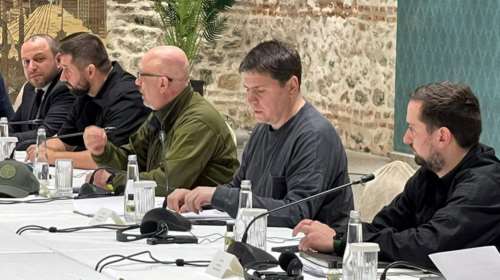 Financial Times: Οι συνομιλίες με τη Ρωσία μπορεί να επαναληφθούν την Παρασκευή, λέει το Κίεβο