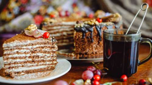 Εορτολόγιο: Ποια ονόματα γιορτάζουν σήμερα, Δευτέρα 11 Ιουλίου