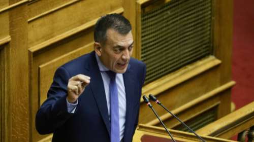 Βρούτσης-Ασφαλιστικό: Ωφελημένοι  συνταξιούχοι, ελεύθεροι επαγγελματίες, αυτοαπασχολούμενοι