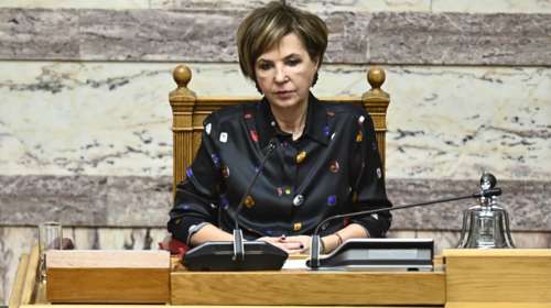 Γεροβασίλη για Βελόπουλο που αποκάλεσε &quot;κακιά&quot; τον Καιρίδη: Η πολιτική δεν ασκείται με ύβρεις και χυδαίους υπαινιγμούς