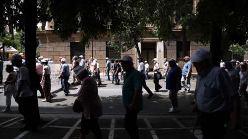 Ξεκινά η επιστροφή εισφορών για εργαζόμενους συνταξιούχους - Τι θα δηλώσουν