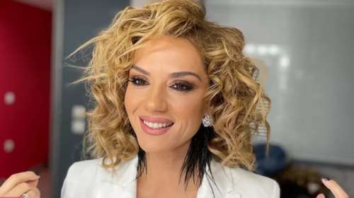 &quot;Εσύ μπορείς να το κάνεις αυτό;&quot; Η Εύα Τσιμιτσέλη &quot;τρολάρει&quot; τη μητέρα της, Βάσω Λασκαράκη