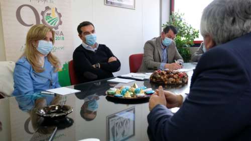 Τσίπρας για ΜΕΘ σε VIP: Να φτάσει το μαχαίρι στο κόκκαλο -  Να δοθεί ο αριθμός των ασθενών που είναι εκτός ΜΕΘ