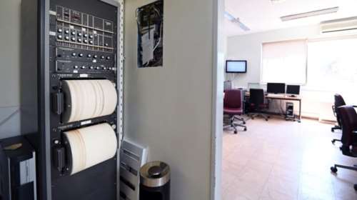 Ανήσυχοι οι σεισμολόγοι για την έντονη σεισμική δραστηριότητα: &quot;Δεν αποκλείεται σεισμός πάνω από 6,5 Ρίχτερ&quot;