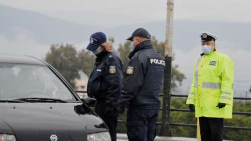 &quot;Βροχή&quot; τα πρόστιμα: 1.998 παραβάσεις για άσκοπες μετακινήσεις τη Μ. Δευτέρα σε όλη την Ελλάδα