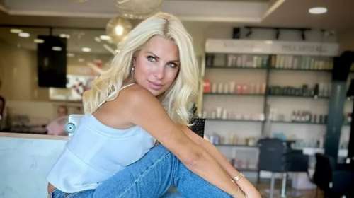 &quot;Μοιάζουν σαν φίλες&quot;: Η Ελένη Μενεγάκη με τις κόρες της, Μαρίνα και Βαλέρια για ψώνια