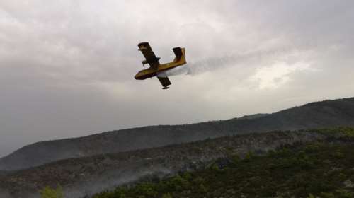 Φωτιά στο Χιλιομόδι Κορινθίας: Καίει δασική έκταση - Μεγάλη κινητοποίηση της Πυροσβεστικής