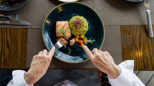 Αυτοάνοσες παθήσεις: Πώς μπορεί να βοηθήσει η διατροφή