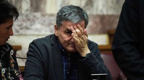 Απίστευτος Τσακαλώτος για &quot;σκόιλ ελικίκου&quot;: Υπάρχουν εκπαιδευτικά ιδρύματα με χειρότερα ελληνικά από τα δικά μου