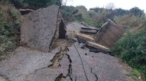 Στο έλεος της κακοκαιρίας η Ήπειρος: Συνεχείς κατολισθήσεις στην Πρέβεζα - Σε Μυρσίνη, Μύτικα και Ε.Ο. τα προβλήματα