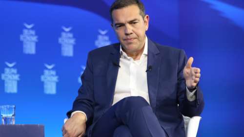 Αδειασμα Τσίπρα στον ΣΥΡΙΖΑ για τα Πρότυπα σχολεία: Το κόμμα τα καταγγέλλει, ο υιός Τσίπρας δίνει εξετάσεις για να μπει