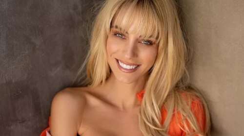 Η Δούκισσα Νομικού ακολούθησε το έξυπνο styling trick για μία πολύ κομψή εμφάνιση στην παραλία