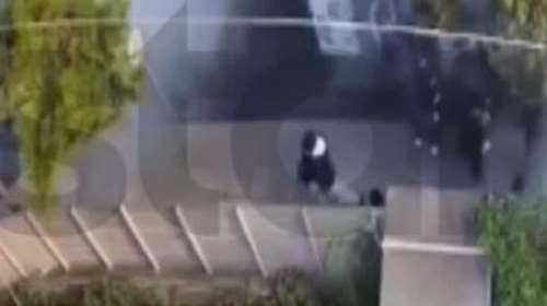 Βίντεο ντοκουμέντο: Η στιγμή που αστικό λεωφορείο γεμάτο επιβάτες άρχισε να βγάζει καπνούς