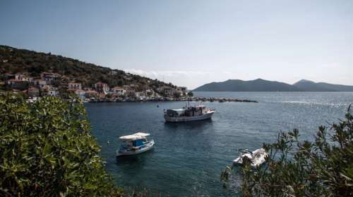 Τριήμερο 28ης Οκτωβρίου: Δεν πέφτει καρφίτσα σε  Βόλο και Πήλιο