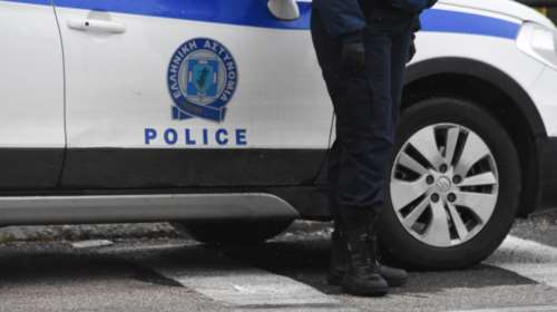 Αστυνομικοί μπλεγμένοι σε σπείρα μπράβων στο λιμάνι του Πειραιά