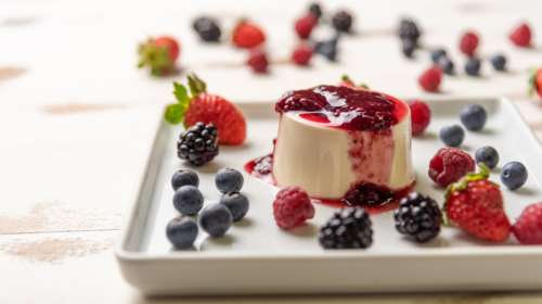 Εορτολόγιο: Ποιοι γιορτάζουν σήμερα, Δευτέρα 27 Μαρτίου