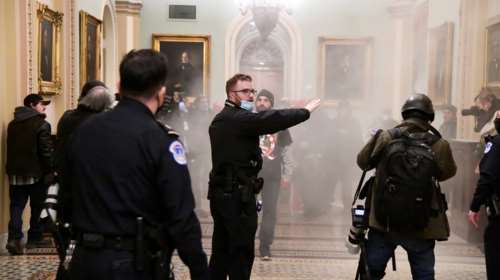 ΗΠΑ: Στρατιώτες της Εθνικής Φρουράς πηγαίνουν στο Καπιτώλιο - Νέες εικόνες