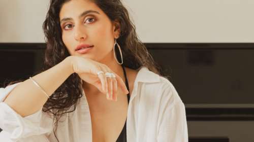 Η Μαρίνα Σπανού πάει Επίδαυρο και μιλά από καρδιάς