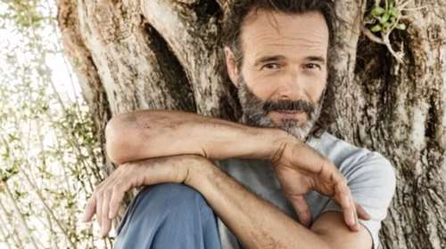 &quot;Δεν είναι ζεϊμπέκικο, είναι λεβέντικο&quot; | Όταν ο Θανάσης Ευθυμιάδης χόρευε ζεϊμπέκικο και ο Πασχάλης Τερζής τραγουδούσε