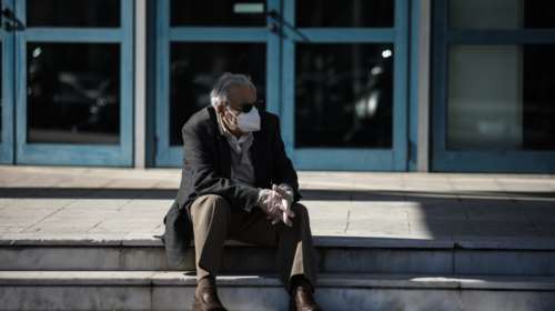 Μαλεσίνα: Ένας γάμος με 250 άτομα και οι ανοιχτές καφετέριες έφεραν το σκληρό lockdown