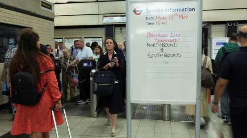 Βρετανία: Μπλακ άουτ παρέλυσε το μετρό του Λονδίνου -  Αναστάτωση και καθυστερήσεις στα δρομολόγια