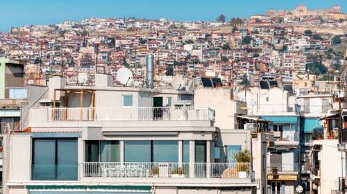Airbnb: Τα SOS της ΑΑΔΕ για τους ιδιοκτήτες - Τι ισχύει για Αριθμό Μητρώου Ακινήτου και διάρκεια μίσθωσης