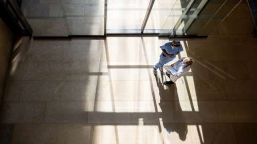 Καταγγελία για ψυχιατρικό νοσοκομείο της Αθήνας: 17χρονος βρέθηκε δεμένος χειροπόδαρα με ιμάντες
