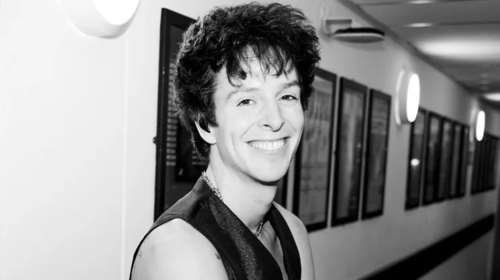 D3lta: Ο γιος του Γιάννη Κούστα στη σκηνή με την Άννα Βίσση