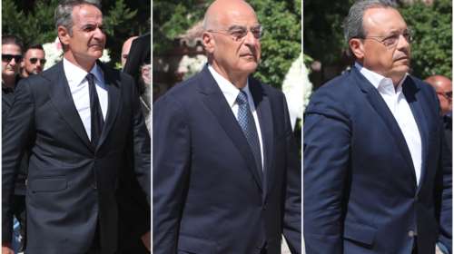 Πλήθος κόσμου στο τελευταίο αντίο στον Απόστολο Βεσυρόπουλο - Ποιοι έδωσαν το παρών [εικόνες]
