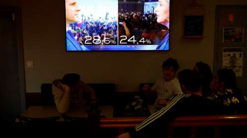 Γαλλικές προεδρικές εκλογές: Με Μακρόν οι υποψήφιοι οικολόγων, κομμουνιστών, σοσιαλιστών και Δεξιάς για τον β΄γύρο