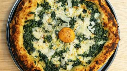 Ένας από τους πιο δημοφιλείς φούρνους της πόλης ανοίγει μια νέα πιτσαρία