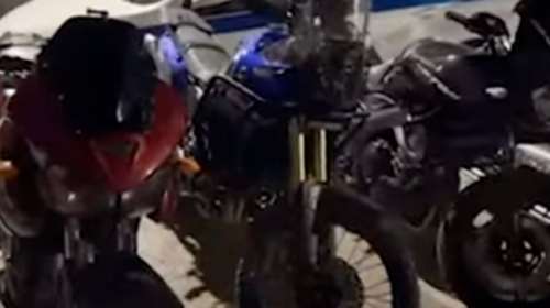 Χειροπέδες στους τρεις νεαρούς που έκαναν "κόντρες" και σούζες στη Λ.Αθηνών - Ο ένας δεν είχε δίπλωμα