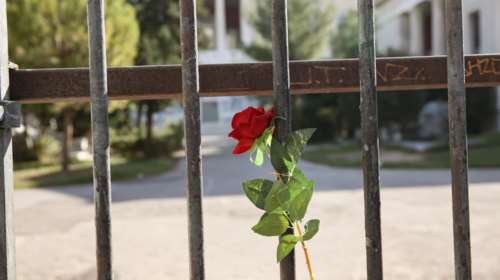 Πολυτεχνείο: Τι απαντούν ΣΥΡΙΖΑ, ΚΙΝΑΛ και ΚΚΕ στην πρόσκληση Μητσοτάκη