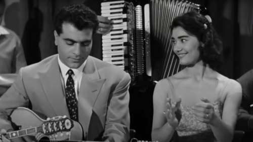 &quot;Η Μαρινέλλα ήταν και δεν ήταν ερωτευμένη με τον Καζαντζίδη - Όταν χώρισαν έμεινε στον άσο&quot;