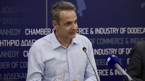 Αυτοψία Μητσοτάκη στη Ρόδο: &quot;Δουλεύουμε για την αποκατάσταση των ζημιών στο φυσικό περιβάλλον του νησιού&quot;