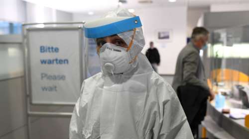 Και όμως συμβαίνει στη Γερμανία: Γιατροί και νοσηλευτές θετικοί στον κορονοϊό θα συνεχίσουν να εργάζονται