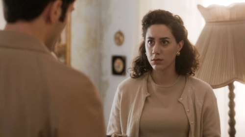 Άγριες Μέλισσες: Η Πηνελόπη φτάνει στα άκρα για να μην χάσει τον Μελέτη