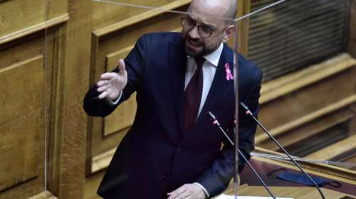 Κώστας Μπάρκας: Εκτακτη εισαγωγή στο νοσοκομείο - &quot;Αυτονόητο ότι η ψήφος μου ήταν για την Λ. Κατσέλη&quot;