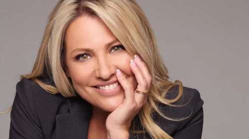 Η Μαριάννα Τουμασάτου με πιο κοντά μαλλιά από ποτέ: Αυτό είναι το νέο hair look της