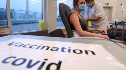 Allianz: Καθυστέρηση των εμβολιασμών για τον κορονοϊό μπορεί να στοιχίσει 90 δισ. ευρώ στην οικονομία της ΕΕ