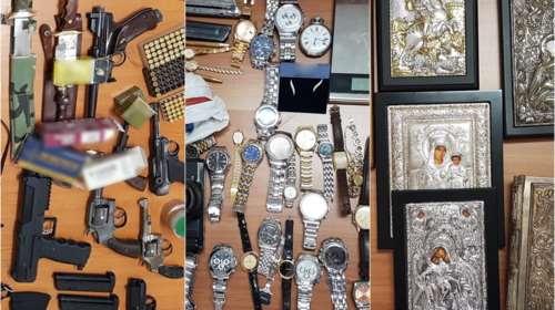 "Οικιακή βοηθός" ρήμαζε σπίτια στη Βούλα - Είχε ειδική συσκευή για να εντοπίζει τα κρυμμένα χρυσαφικά [Βίντεο]