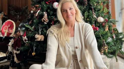 Η Έλενα Μακρή Λυμπέρη περήφανη μητέρα: Στην ορκωμοσία του γιου της, Άρη στο ναυτικό