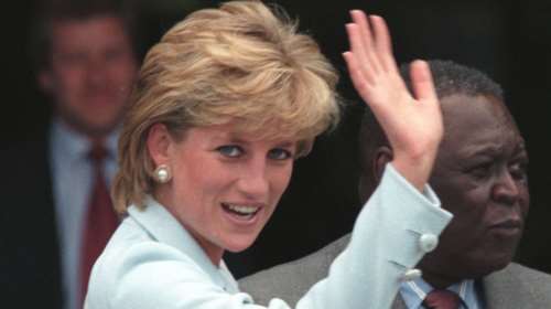 Η αγαπημένη φούστα της Lady Νταιάνα είναι το hot κομμάτι του καλοκαιριού